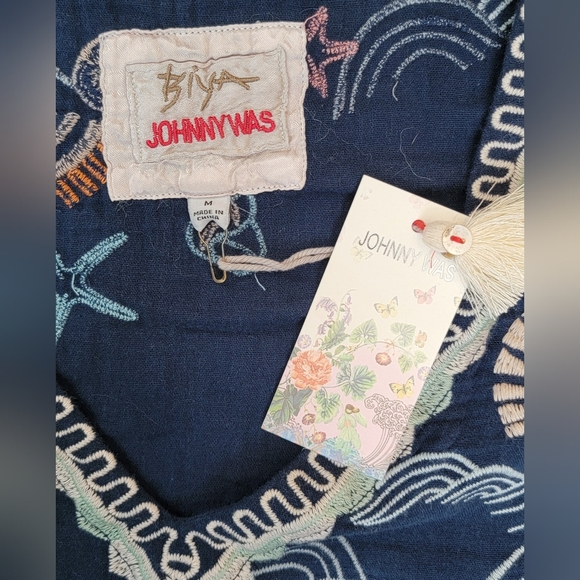 Johnny Was Byia Myrtle Embroidered V Neck Tunic Women's M Blue Multi Ocean Theme - Picture 8 of 15